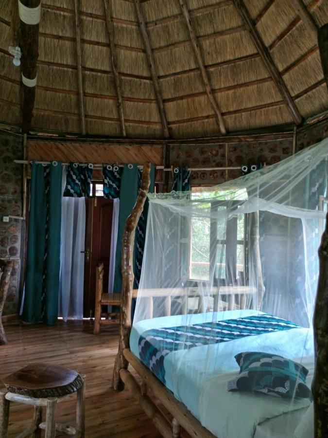 Chimpanzee Capital Safari Lodge Bigodi المظهر الخارجي الصورة