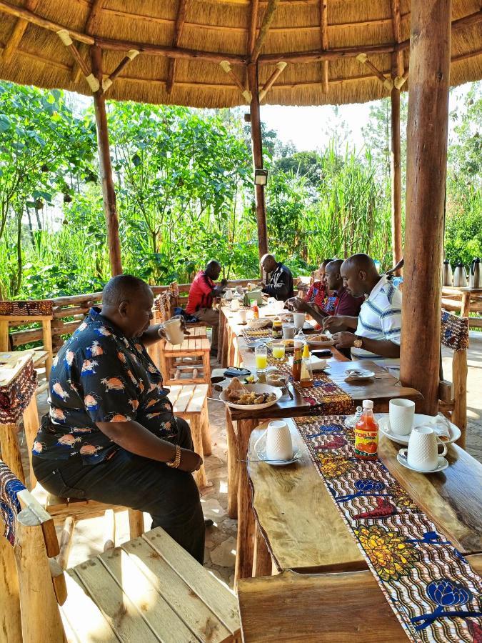 Chimpanzee Capital Safari Lodge Bigodi المظهر الخارجي الصورة