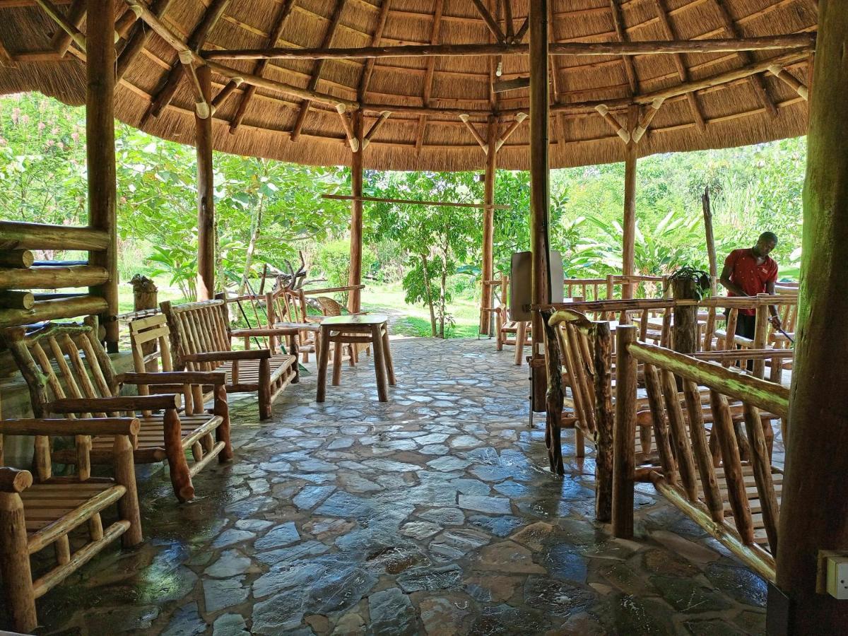 Chimpanzee Capital Safari Lodge Bigodi المظهر الخارجي الصورة